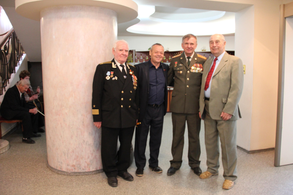 Праздник, посвященный Дню Победы Театр Кукол Огниво Мытищи