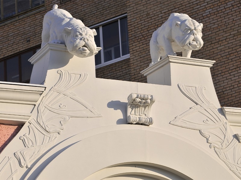 Выставка детских рисунков и поделок в театре «Огниво» Театр Кукол Огниво Мытищи